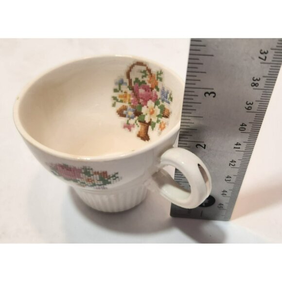 Vtg Salem China Victory Basket Needlepoint Stitch Demitasse Cups Set of 4 - Picture 16 of 16